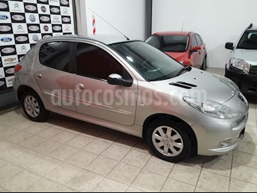 foto Peugeot 207 Compact 1.4 Allure 5P usado (2011) color Gris Claro precio $290.000
