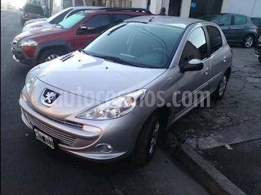 foto Peugeot 207 Compact 1.4 Allure 5P usado (2013) color Gris Claro precio $267.000