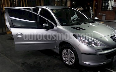 foto Peugeot 207 Compact 1.4 Allure 5P usado (2014) color Gris Aluminium precio $250.000