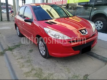 foto Peugeot 207 Compact 1.4 Allure 5P usado (2014) color Rojo precio $330.000
