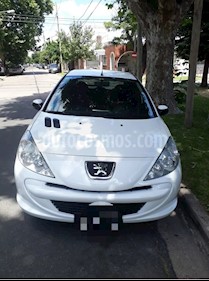 Foto Peugeot 207 Compact 1.4 Allure 5P usado (2014) color Blanco precio $249.500