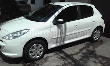 Foto venta Auto usado Peugeot 207 Compact 1.4 Allure 5P (2014) color Blanco Banquise precio $270.000