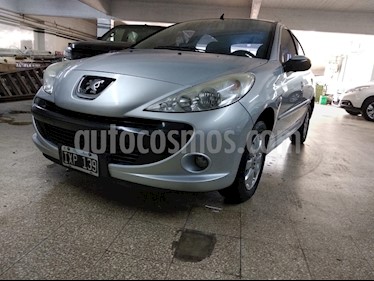 foto Peugeot 207 Compact 1.4 XS 5P usado (2010) color Gris Aluminium precio $219.000