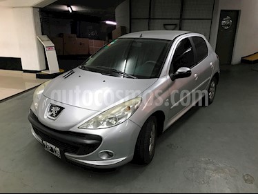 foto Peugeot 207 Compact 1.4 XS 5P usado (2010) color Gris precio $220.000
