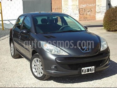 foto Peugeot 207 Compact 1.6 Allure 5P usado (2010) color Gris Oscuro precio $205.000