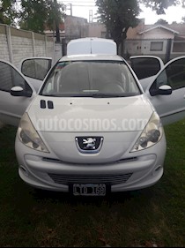 Foto Peugeot 207 Compact 1.6 XT 4P usado (2012) color Blanco precio $285.000