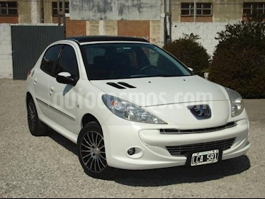 foto Peugeot 207 Compact 1.6 XT 5P usado (2012) color Blanco precio $175.000