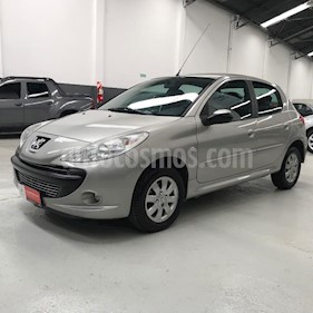 foto Peugeot 207 Compact 1.9D XS 5P usado (2010) color Beige precio $266.900