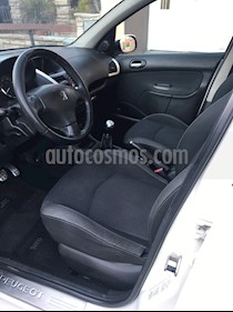 Peugeot 207 Compact 2.0 HDi XT 4P usado (2010) color Blanco Banquise precio $250.000
