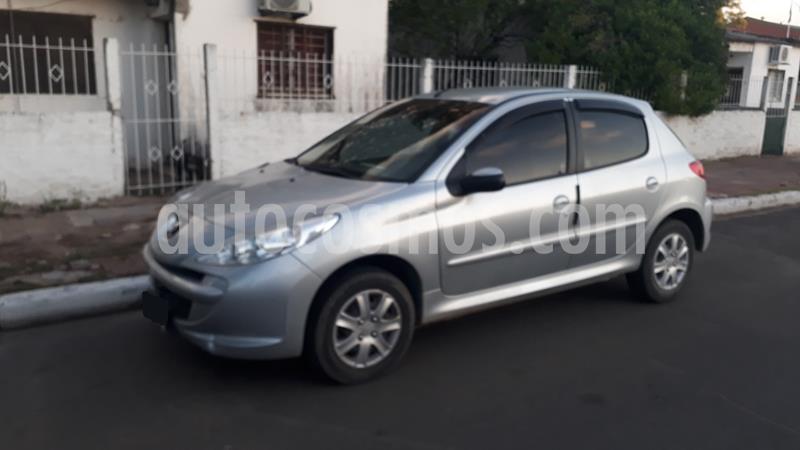 Peugeot 207 Compact 1.4 Allure 5P usado (2016) color Plata precio $780.000