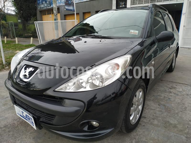 Peugeot 207 Compact 1.6 XS SW usado (2011) color Negro Perla precio $458.000