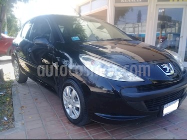 Peugeot 207 Compact 1.4 Active 5P usado (2010) color Negro precio $292.000