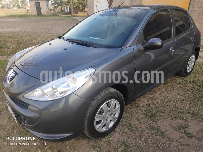 Peugeot 207 Compact 1.4 Allure 5P usado (2016) color Gris Oscuro precio $650.000