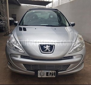 Peugeot 207 Compact 1.6 XT 5P usado (2012) color Gris Claro precio $345.000