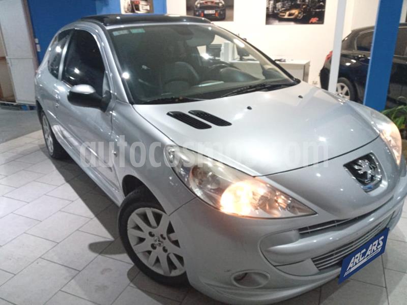 Peugeot 207 Compact 1.6 XT Premium 3P usado (2012) color Gris Aluminium precio $520.000