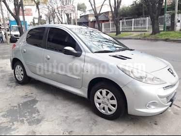 Peugeot 207 Compact 1.4 HDi Allure 5P usado (2012) color Gris Aluminium precio $400.000