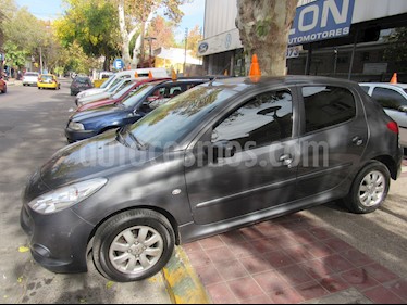 Peugeot 207 Compact 1.9D XS 5P usado (2010) color Gris Manitoba precio $349.800
