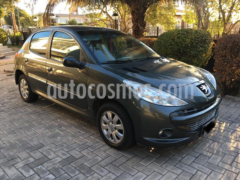 Peugeot 207 Compact 1.4 XS 5P usado (2011) color Gris precio $445.000
