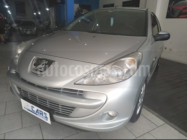 Peugeot 207 Compact 1.4 XS 4P usado (2013) color Gris Aluminium precio $345.000