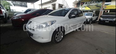 Peugeot 207 Compact 1.4 Active 4P usado (2013) color Blanco precio $410.000