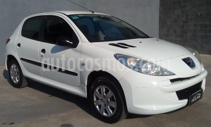 Peugeot 207 Compact 1.4 Active 5P usado (2013) color Blanco precio $520.000