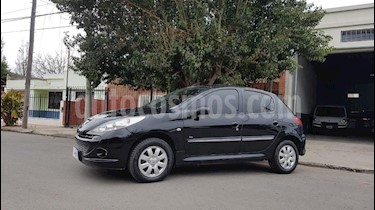 foto Peugeot 207 Compact 1.4 HDi Allure 5P usado (2012) color Negro precio $295.000