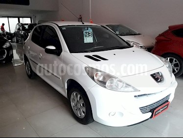 foto Peugeot 207 Compact 1.4 Allure 5P usado (2013) color Blanco precio $379.000