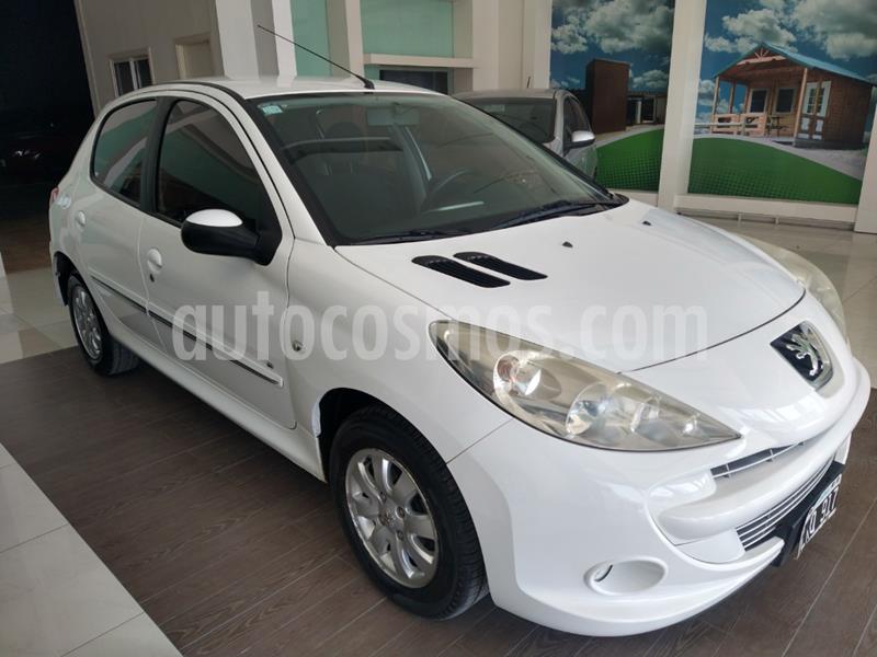 Peugeot 207 Compact 1.4 HDi Allure 5P usado (2012) color Blanco precio $475.000