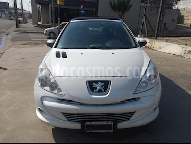 foto Peugeot 207 Compact 1.4 HDi Feline 5P usado (2011) color Blanco precio $430.000