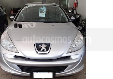 Peugeot 207 Compact 1.4 XR 4P usado (2014) color Gris Claro precio $395.000