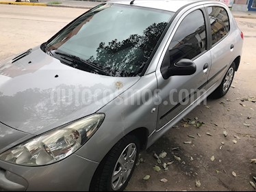 foto Peugeot 207 Compact 1.4 Active 5P usado (2012) color Plata precio $350.000