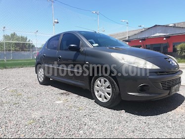Peugeot 207 Compact 1.6 XS 5P usado (2013) color Negro Perla precio $240.000