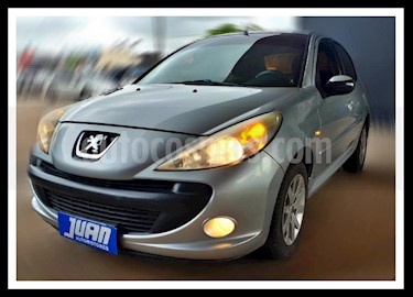 Peugeot 207 Compact 1.6 Allure 5P usado (2009) color Gris Claro precio $335.000