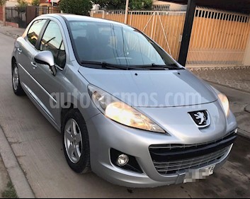 foto Peugeot 207 5P 1.6 Premium Diesel One usado (2012) color Gris precio $4.770.000