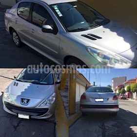 foto Peugeot 207 5P Active usado (2011) color Plata precio $80,000
