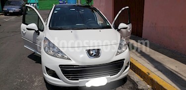 foto Peugeot 207 5P Allure usado (2013) color Blanco precio $97,000