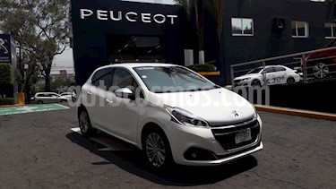 foto Peugeot 208 1.6L Allure Aut usado (2019) color Blanco Banquise precio $259,900