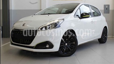 foto Peugeot 208 1.6L Allure usado (2017) color Blanco precio $185,000