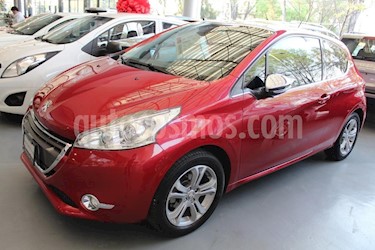 Foto venta Auto Seminuevo Peugeot 208 1.6L Feline 3P (2014) color Rojo precio $148,000