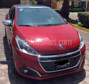 foto Peugeot 208 1.6L Féline NAV Aut usado (2016) color Rojo precio $170,000