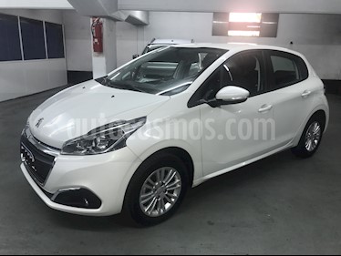 foto Peugeot 208 Allure 1.5 NAV usado (2017) color Blanco precio $570.000