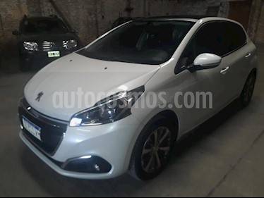Peugeot 208 Allure 1.6 usado (2016) color Blanco precio $470.000