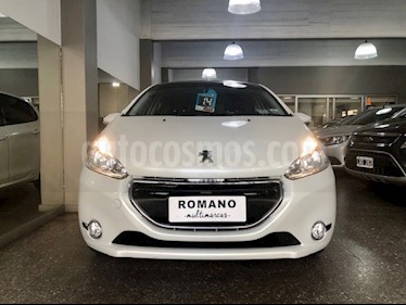 Peugeot 208 Allure 1.6 usado (2014) color Blanco Nacre precio $690.000