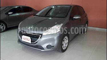 Peugeot 208 Allure 1.5 NAV usado (2015) color Gris Oscuro precio $470.000