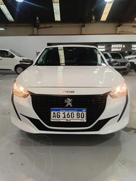 Foto Peugeot 208 Like 1.2 usado (2023) color Blanco Banquise precio $20.300.000