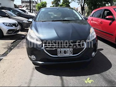 foto Peugeot 208 Allure 1.5 Full usado (2015) color Azul Bourrasque precio $425.000