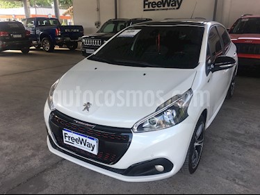 foto Peugeot 208 GT 1.6 THP usado (2018) color Blanco precio $950.000