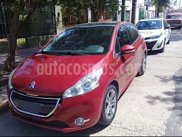 Peugeot 208 Feline 1.6 Pack Cuir usado (2013) color Rojo Lucifer precio $488.000