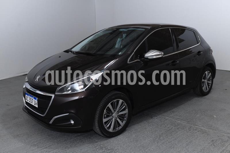 foto Peugeot 208 Feline 1.6 usado (2018) precio $1.450.000