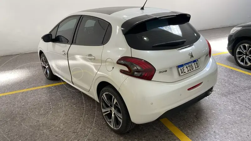 Foto Peugeot 208 GT usado (2021) color Blanco financiado en cuotas(anticipo $3.000.000 cuotas desde $200.000)